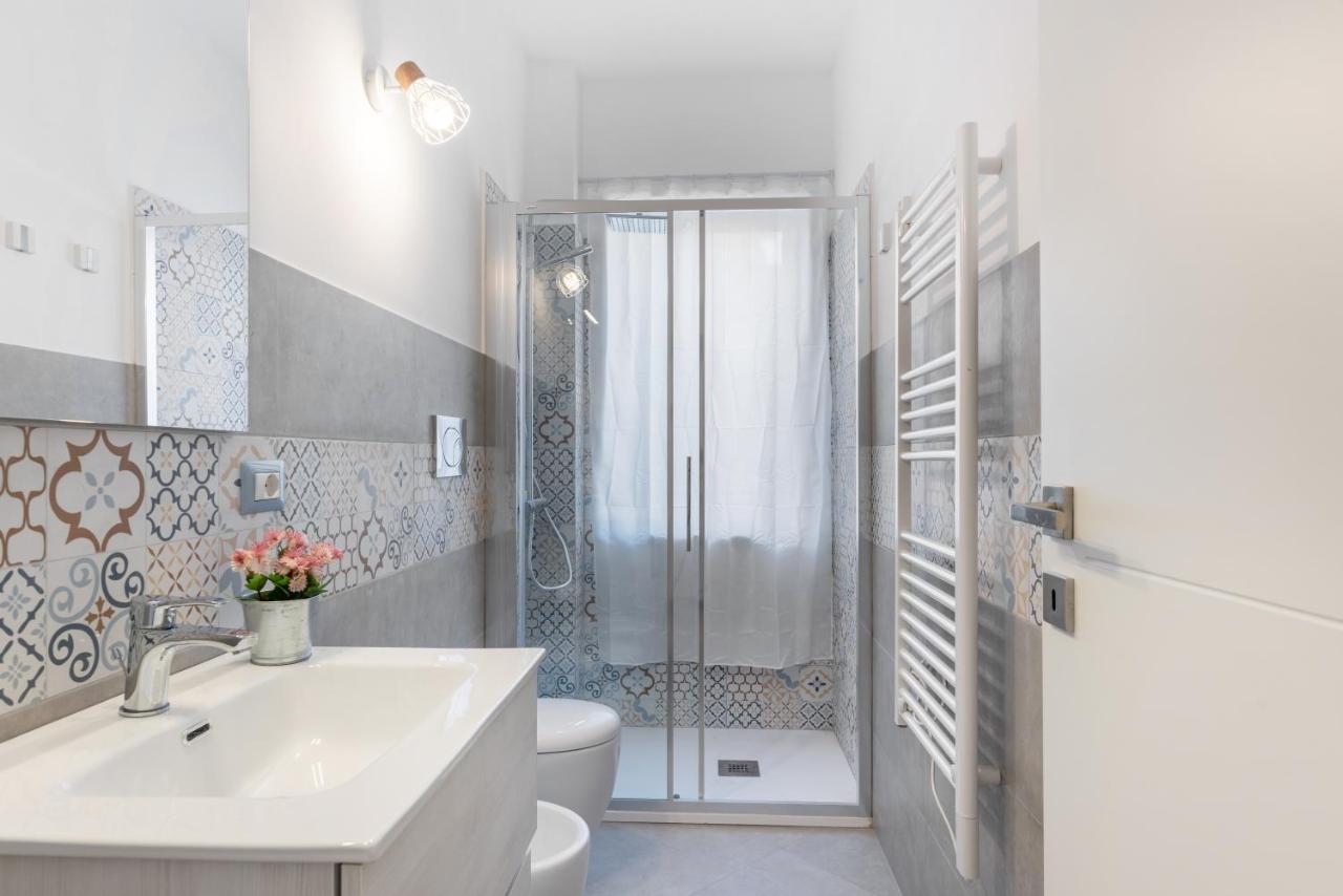 La Casa Di Tobia & Little Paradise Beach Apartments Giardini Naxos Exterior photo