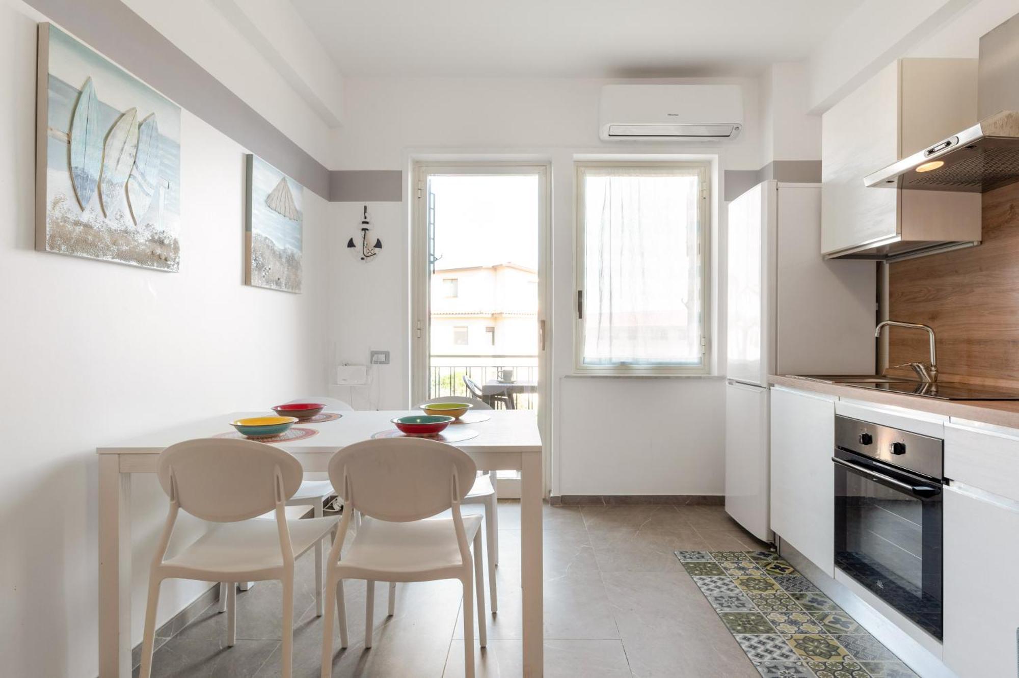 La Casa Di Tobia & Little Paradise Beach Apartments Giardini Naxos Exterior photo